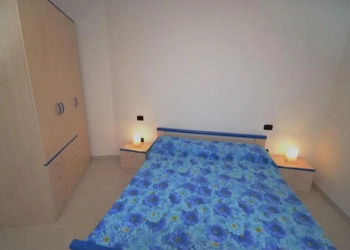 Apartman Bright Surrounded By Greenery Rosolina Mare