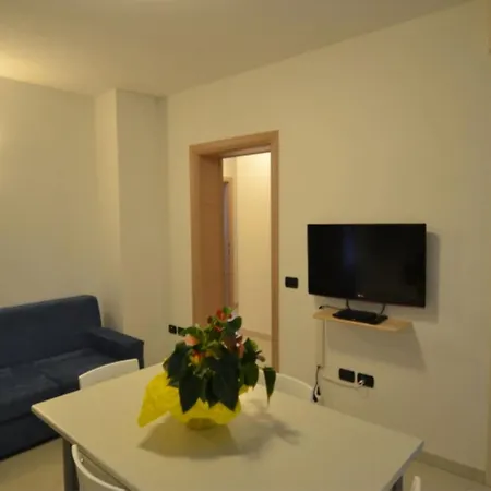 Bright Surrounded By Greenery * Розолина-Маре